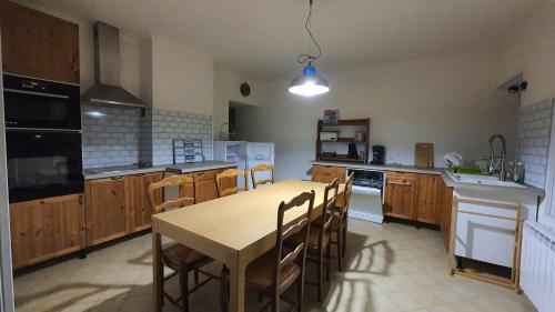 ห้องครัว, Gîte de la Chouette 70 (Gite de la Chouette 70) in อ็องเฌอ