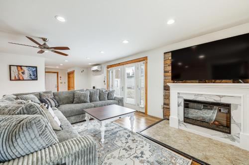 . Spacious Presque Isle Home: Walk to Downtown!