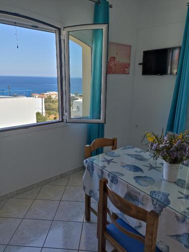 Απεραντο Γαλαζιο, Agia Pelagia Kythira (photo 8)
