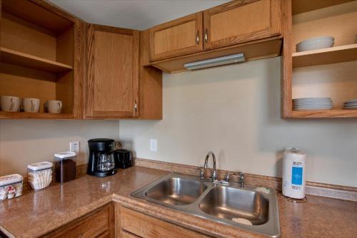 Historic St Louis Community living with 4 bedrooms in Clifton Heights, USA