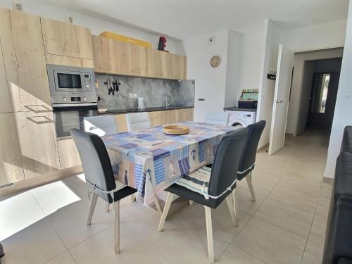 Appartement avec terrasse à 450m de la plage - Location saisonnière - Sérignan