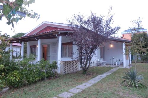 Two-Bedroom Villa in Bibione Pineda - Beahost