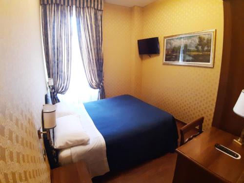 Hotel Mariano - image 9