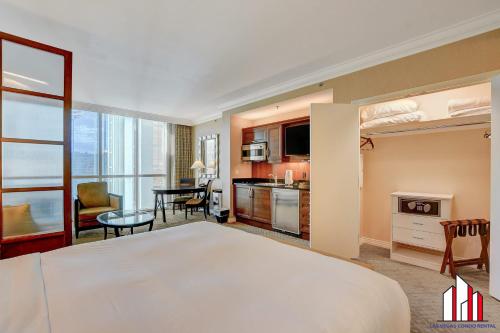 MGM Signature-28-719 Strip View Jacuzzi Studio, Las Vegas (photo 7)
