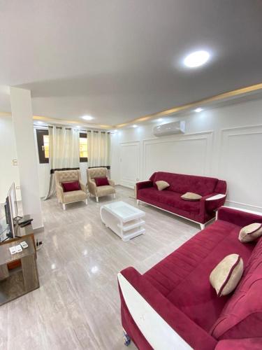 فيلا للإيجار برايفت بول مارينا 5 الساحل الشمالي فيلا 5 غرف نوم مكيف بالكمال فرش فندقي