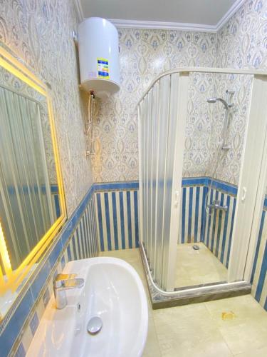 فيلا للإيجار برايفت بول مارينا 5 الساحل الشمالي فيلا 5 غرف نوم مكيف بالكمال فرش فندقي