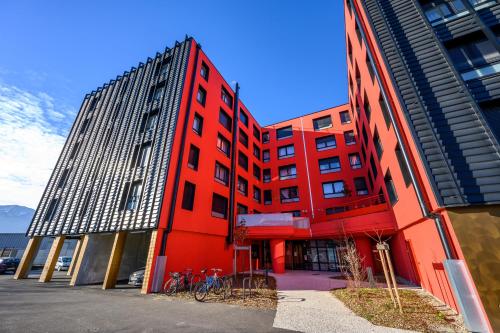 ทัศนียภาพภายนอกโรงแรม, Résidence Nemea Gières Campus (Residence Nemea Gieres Campus) in กีรส์