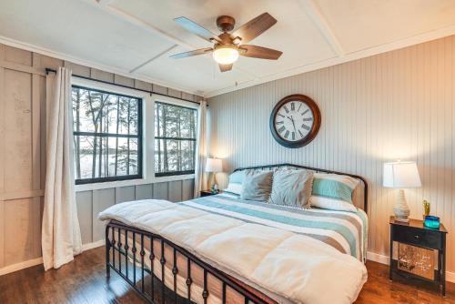 Secluded Avinger Home with Lake Access! Secluded Avinger Home with Lake Access!