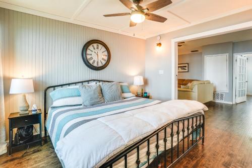 Secluded Avinger Home with Lake Access! Secluded Avinger Home with Lake Access!
