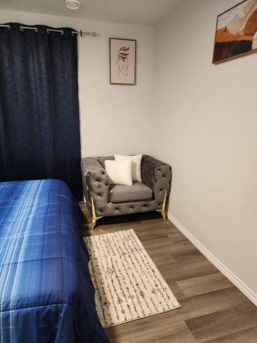 Cozy one bedroom in Airdrie
