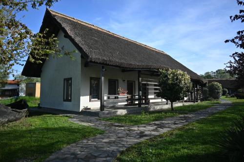 Kilátás, Egreta By Hoxton in Uzlina