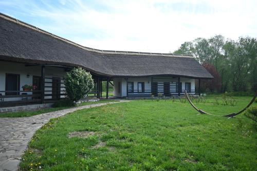 A környék, Egreta By Hoxton in Uzlina