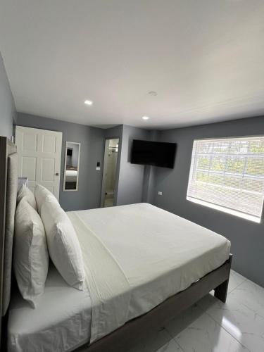 Tropical Apartments Tobago in Bethel