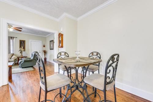 Sanford Vacation Rental about 1 Mi to Downtown! in 桑福德(NC)