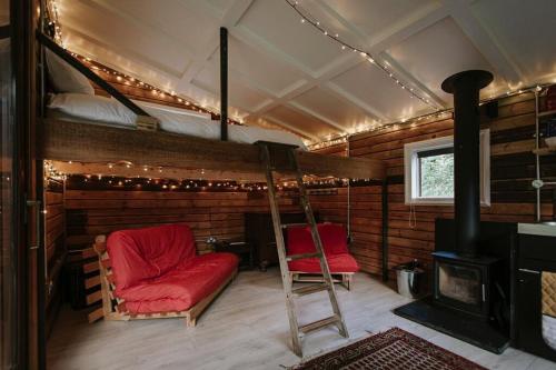 Moat Island Glamping in Haveringland