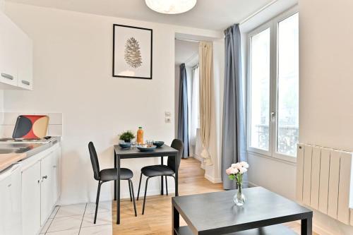 Appartement Proche Mairie 10eme Arrondissement - XIX arrondissement di Parigi