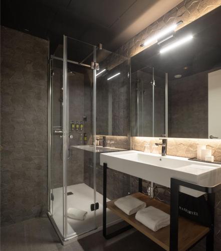 Hotel Tayko Bilbao - image 4