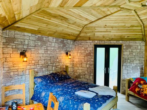 Hagrids Hut - Off grid Cabin - no electricity or running water in Munlochy