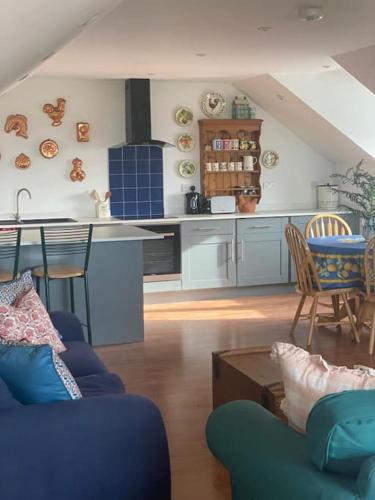Countryside cottage with private garden & hot tub in Lifton