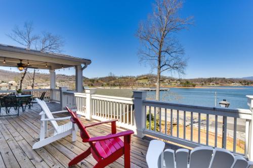 Lake Chatuge Escape Ideal Location and Views! in Hiawassee, Vereinigte Staaten von Amerika