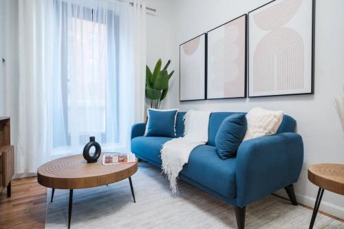 74-4A 2BR 2baths in Prime Upper West Side w d GYM in New York, USA