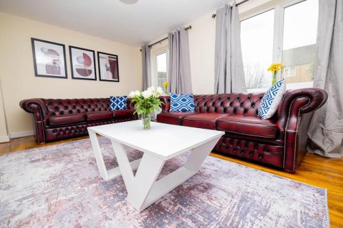 Charming 4-bedroom home in Corby