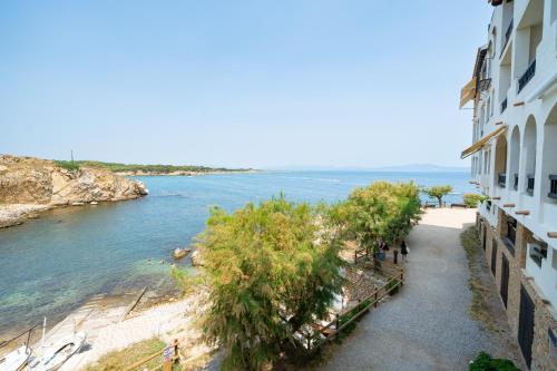 Apartamento Laia con vistas al mar - image 5
