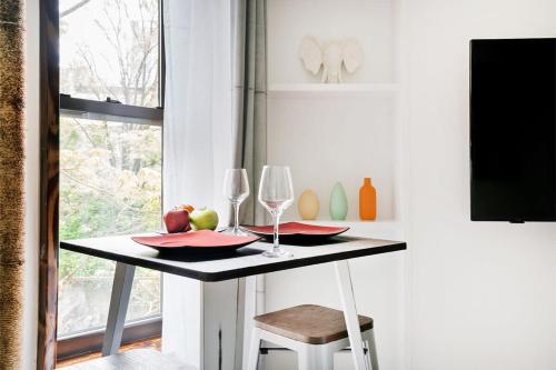 48-1FE Brand New 1BR Prime hells kitchen WD in unit in New York, USA