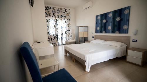 2 twin beds