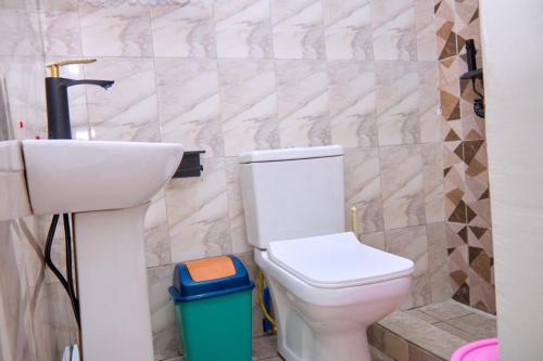 Woody home bonapriso in 贝尔