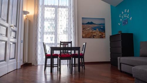 Casa Latilla Napoli Centro Storico con Due Camere Indipendenti, Neapel