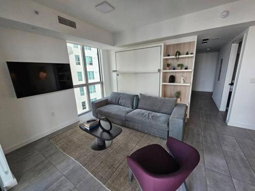Downtown Miami Elegance. 17th Floor YotelPad in Miami, USA