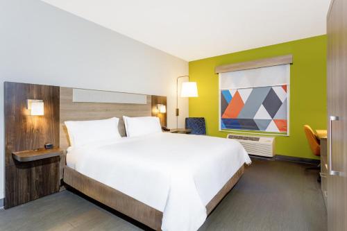 Photo - Holiday Inn Express Hotel & Suites Jacksonville - Mayport / Beach, an IHG Hotel