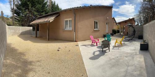 Le gîte des palmiers (Le gite des palmiers) in Antraigues-sur-Volane