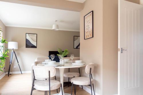 Facilities, Grove House in Queensferry