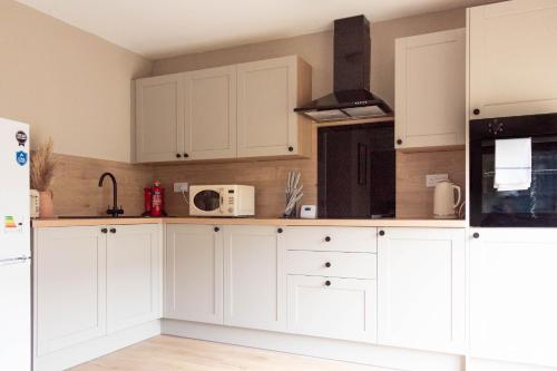 Kitchen, Grove House in Queensferry