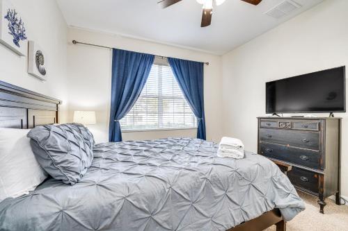 Resort Retreat with Game Room Less Than 10 Mi to Disney! - image 7