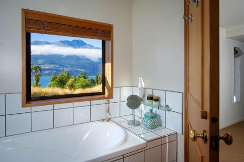 Hidden Lodge Queenstown photo 1