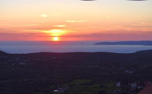 Sunset View Residence gîte à louer Markópoulon