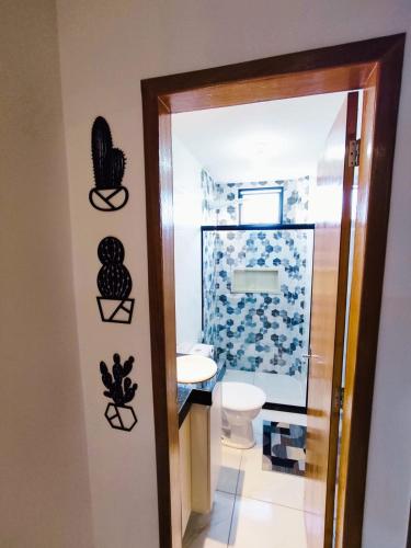 浴室, Studio luxuoso a 700 metros da praia. Vila Velha ES in 韋利亞鎮