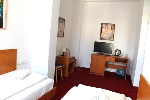 Broadway City Guesthouse - image 5