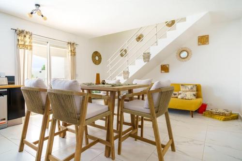 Villa des Ixoras classée 4 étoiles (Villa des Ixoras classee 4 etoiles) in Baie-Mahault