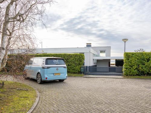 Beautiful, luxurious villa on the Veerse Meer Beautiful, luxurious villa on the Veerse Meer