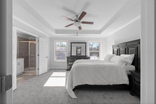 Luxury 2 bedrooms, 2.5 baths in Lawrenceville, USA