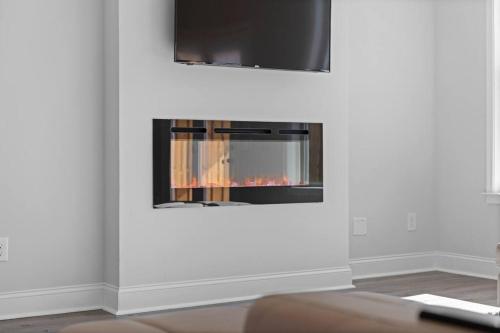Luxury 2 bedrooms, 2.5 baths in Lawrenceville, USA