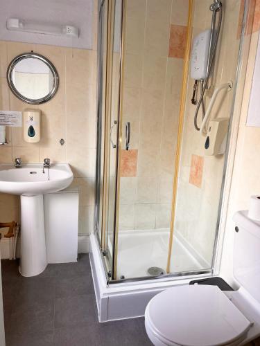 Grove Lodge - image 11