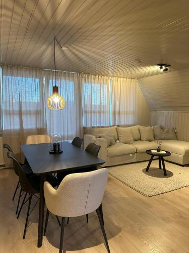 Cabin in Lava Village with hot tub, Selfoss (photo 9)