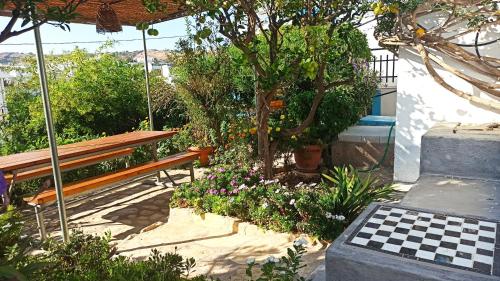 Dārzs, Voula's Garden Apartments in Lipsi
