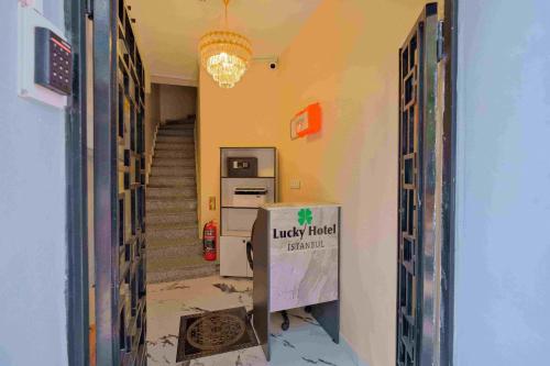 Lucky Hotel İstanbul - image 4