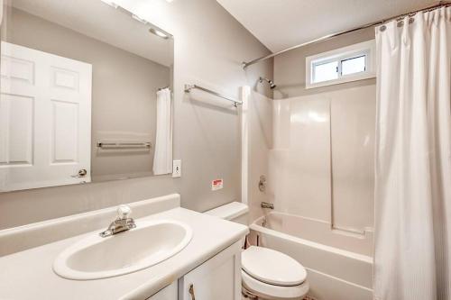 The Perfect Getaway Cabin in the Okanagan #6 in West Kelowna, Canada